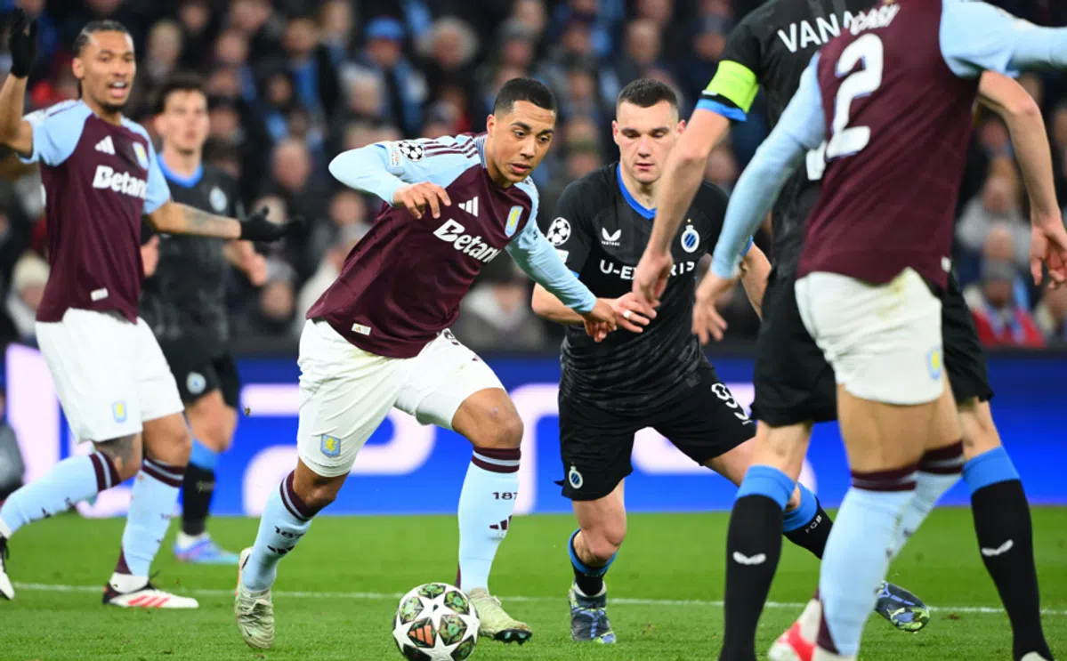 Praat mee op VP: Bizot staat met Villa voor Premier League-debuut tegen Newcastle