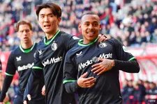 Thumbnail for article: Genadeloos Feyenoord dankt drietal, maakt gehakt van Twente en boekt cruciale zege