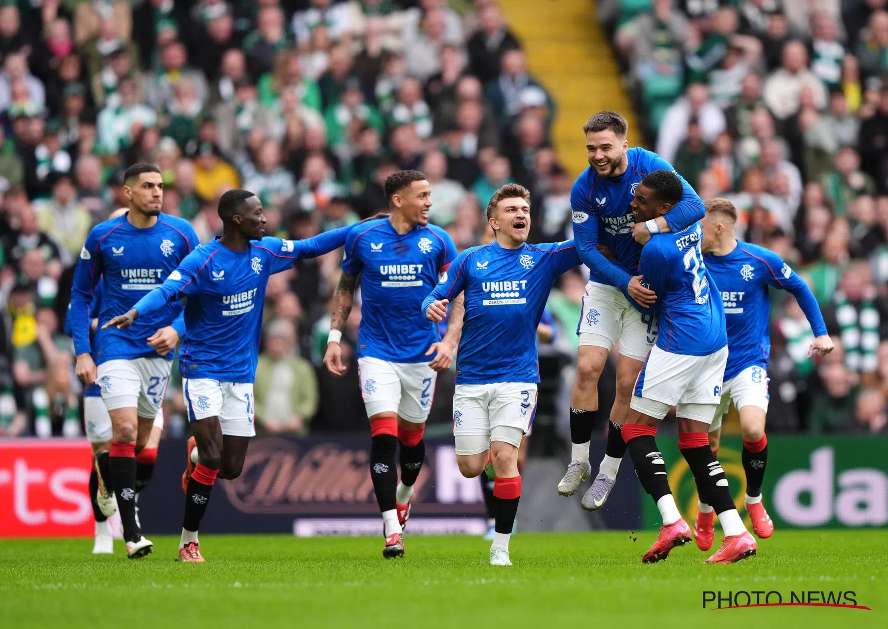 Rangers wint Old Firm op bezoek bij Celtic, Nicolas Raskin blinkt uit