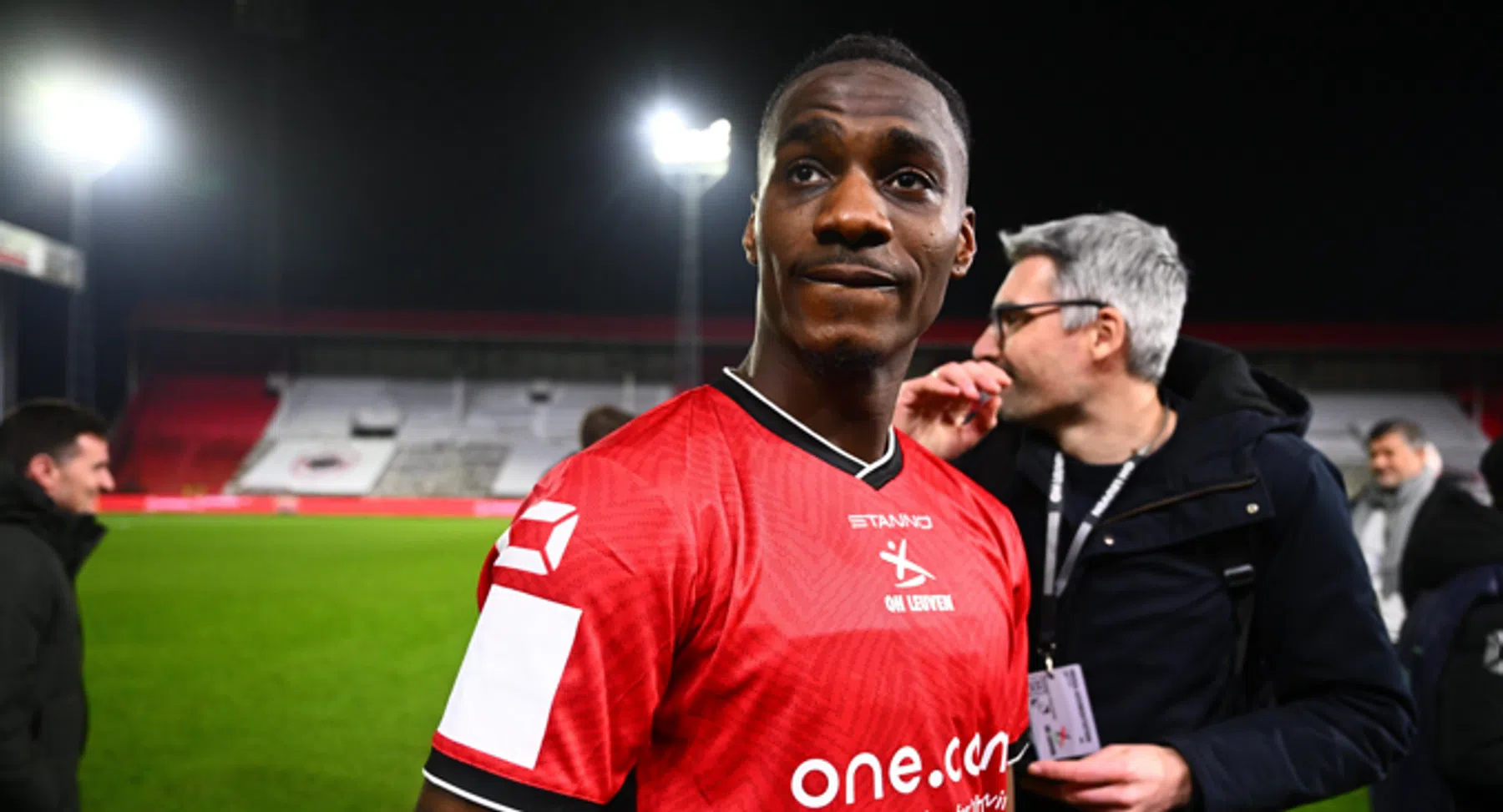 Borussia Dortmund biedt tevergeefs 10 miljoen euro op Ezechiel Banzuzi van OHL