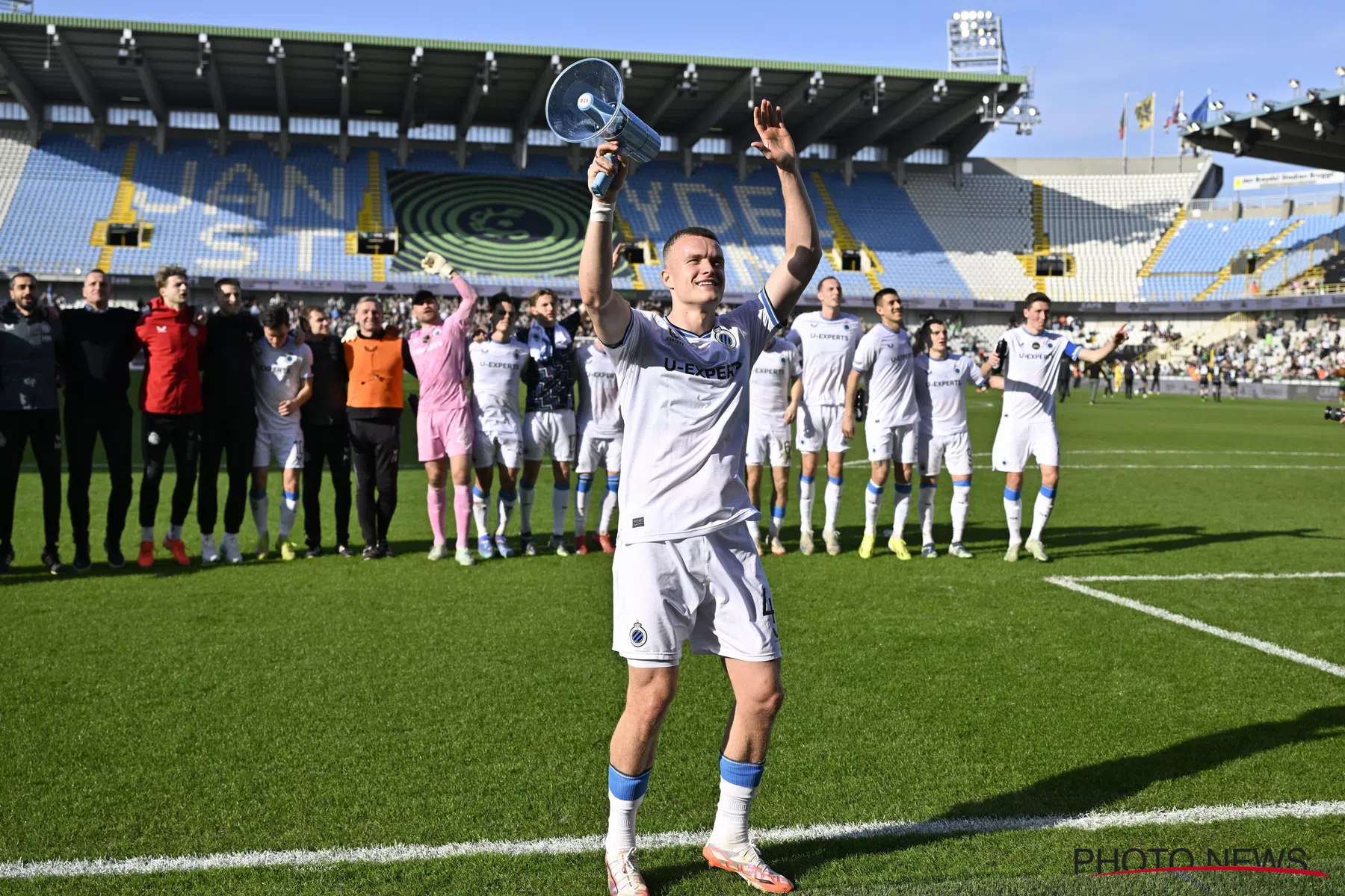 Club Brugge wint oefenwedstrijd van NAC Breda dankzij Hugo Siquet en Michal Skoras