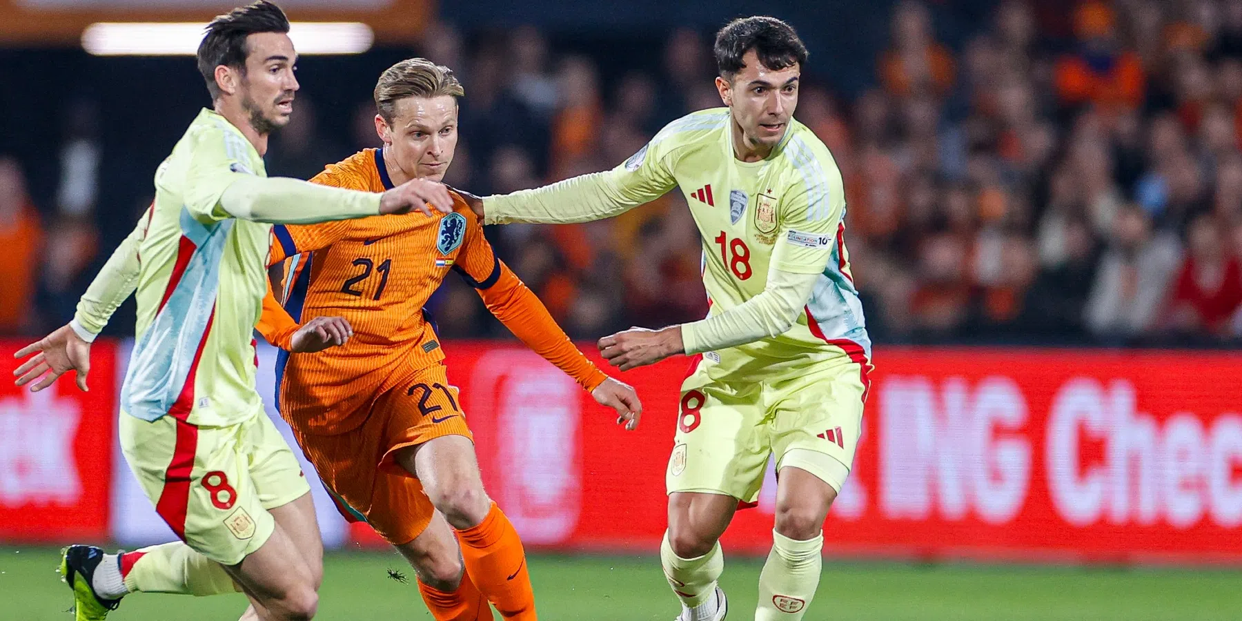 De Jong complimenteus over Hato en onthult reden achter zijn wissel