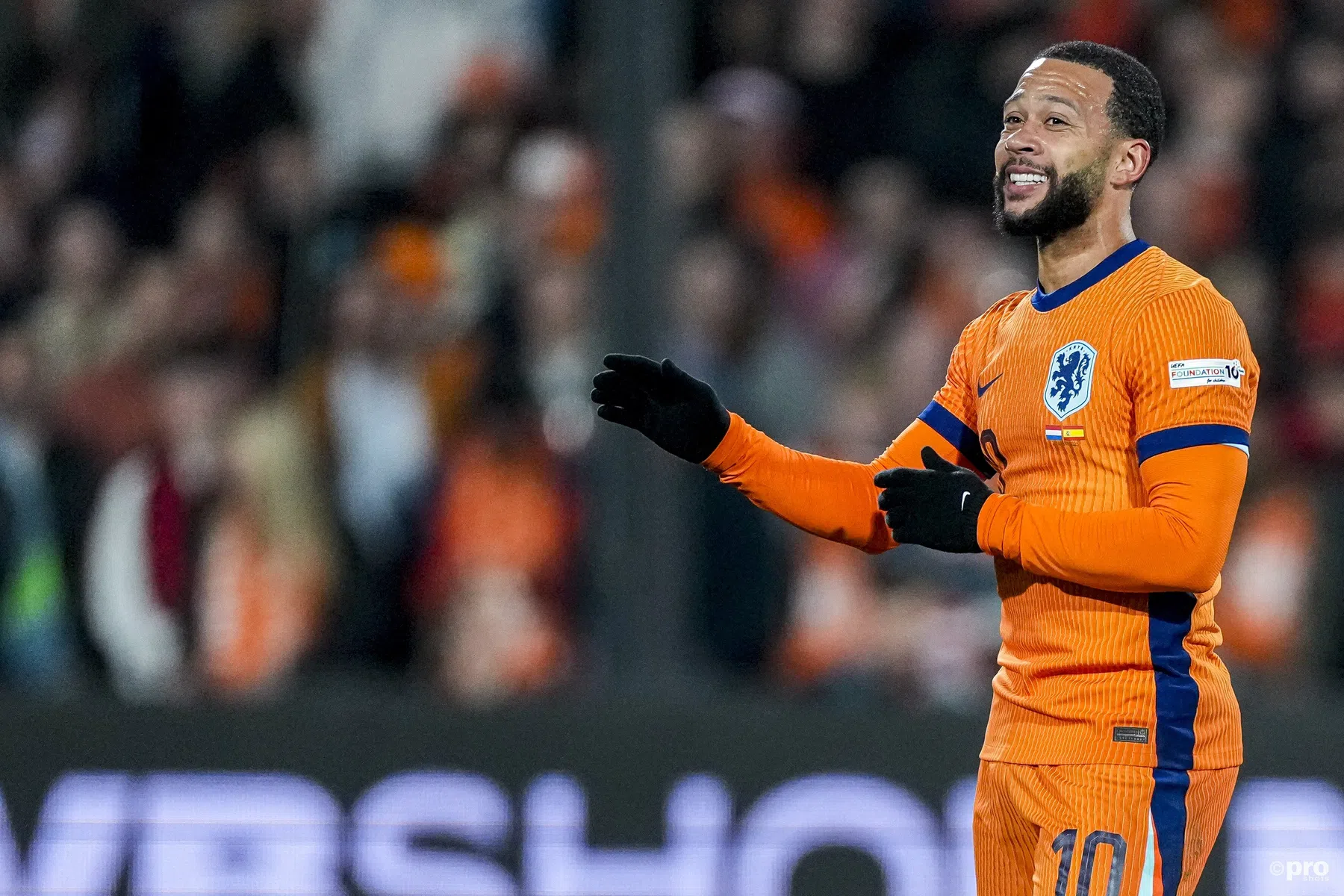 Kenneth Perez niet onder de indruk van optreden Memphis Depay