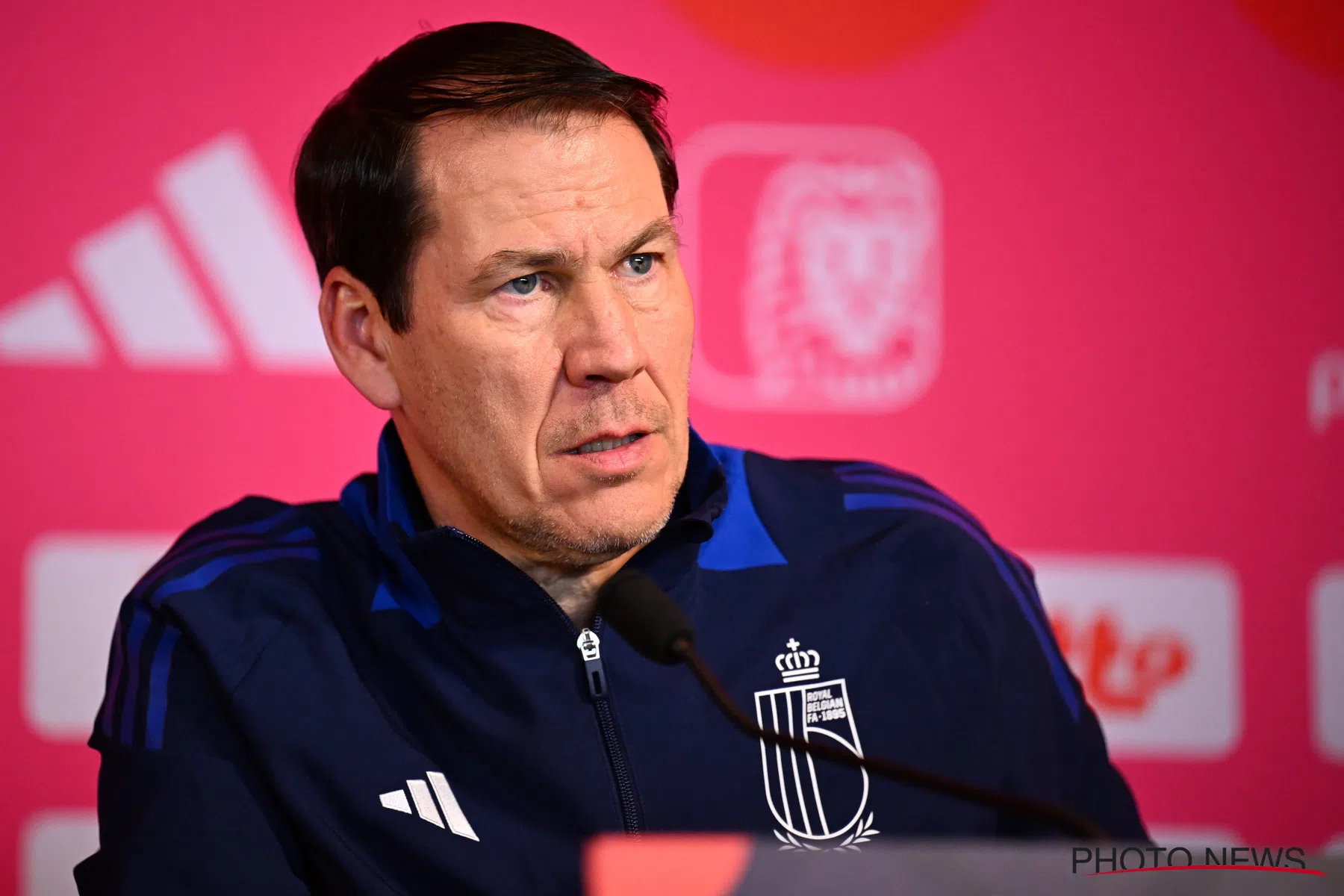 Rudi Garcia kijkt naar Kevin De Bruyne, Romelu Lukaku en Thibaut Courtois