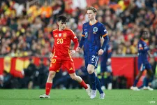 Thumbnail for article: Frenkie de Jong niet bang voor Spaanse teamgenoten: 'Hebben niet veel te zeggen'
