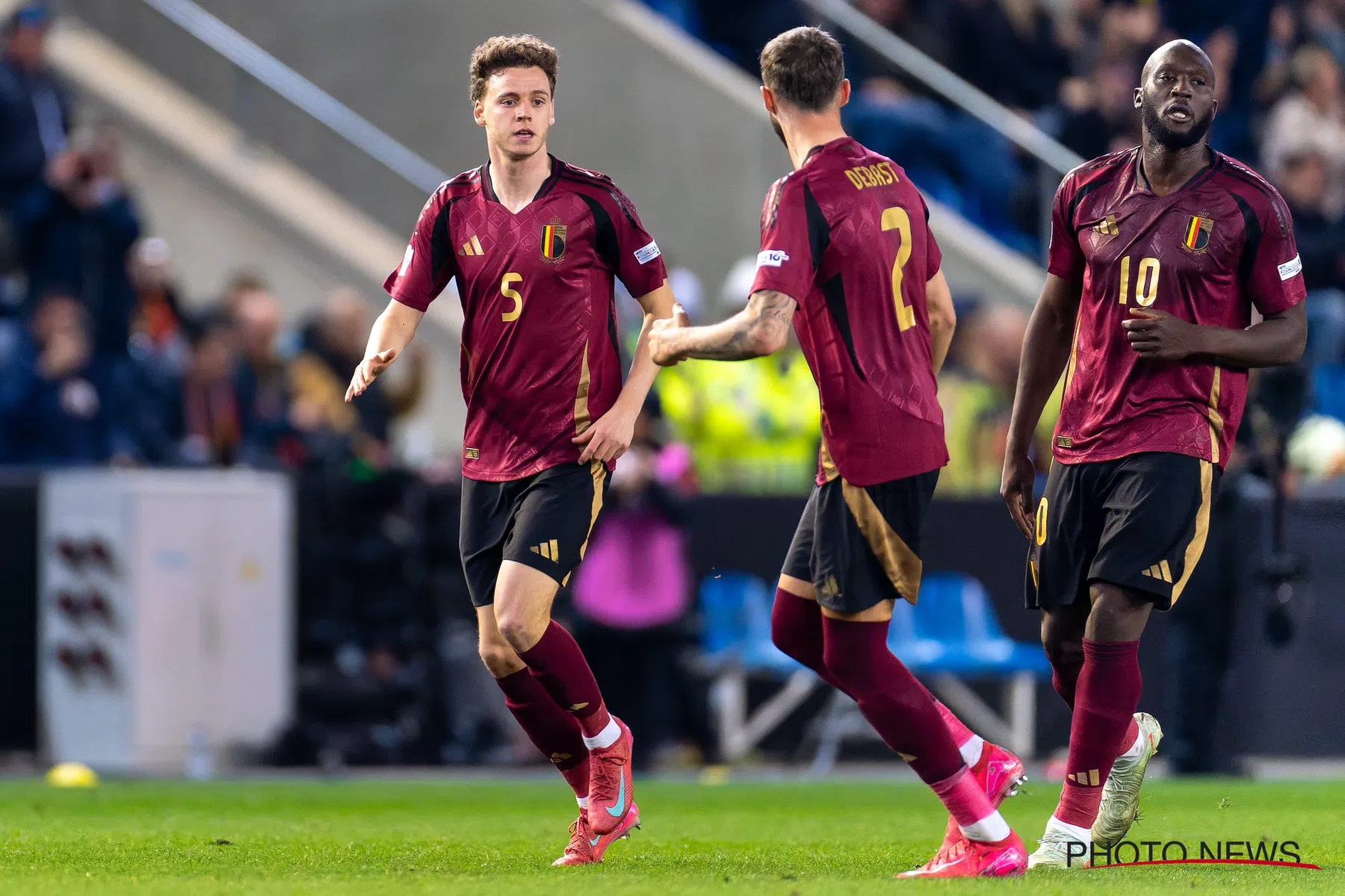 Maxim de Cuyper maakt indruk bij Rode Duivels in Nations League