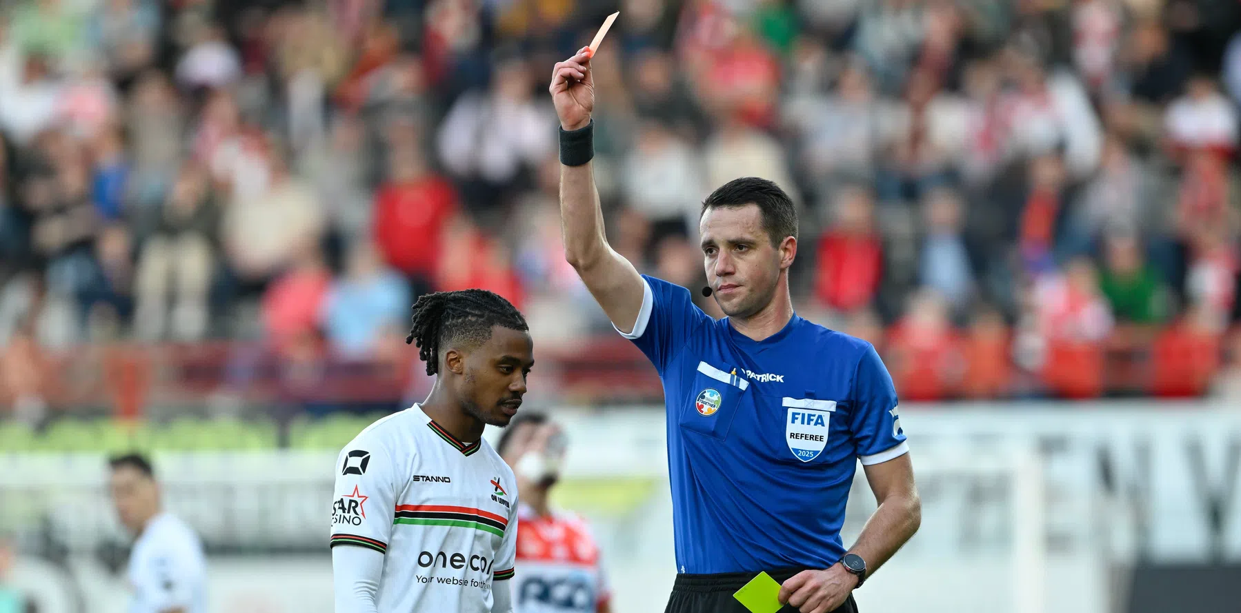Scheidsrechters aangeduid voor start Play-Offs