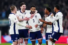Prachtige vrije trap van James: Chelsea-winger schiet Engeland op voorsprong 