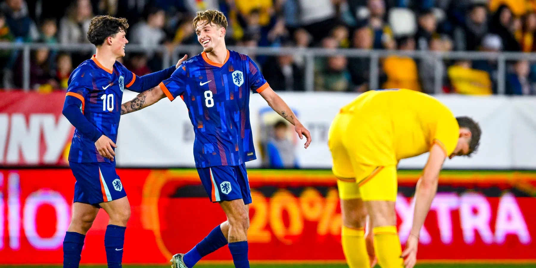 Jong Oranje wint van Roemenië dankzij goals Van Bergen en Valente