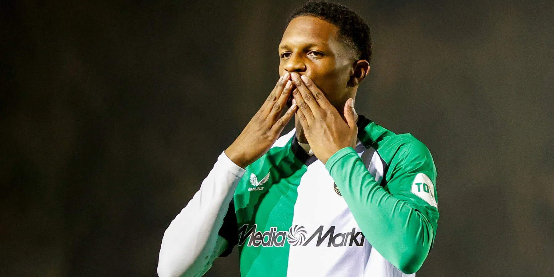 Feyenoord-revelatie Read in Engeland gelinkt aan zes topclubs