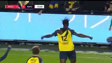 Thumbnail for article: De beelden: Bozhinov trekt shirt van David stuk, maar spits scoort wel