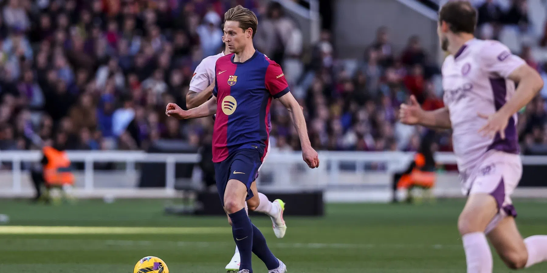 Frenkie de Jong bedolven onder complimenten na duel met Osasuna