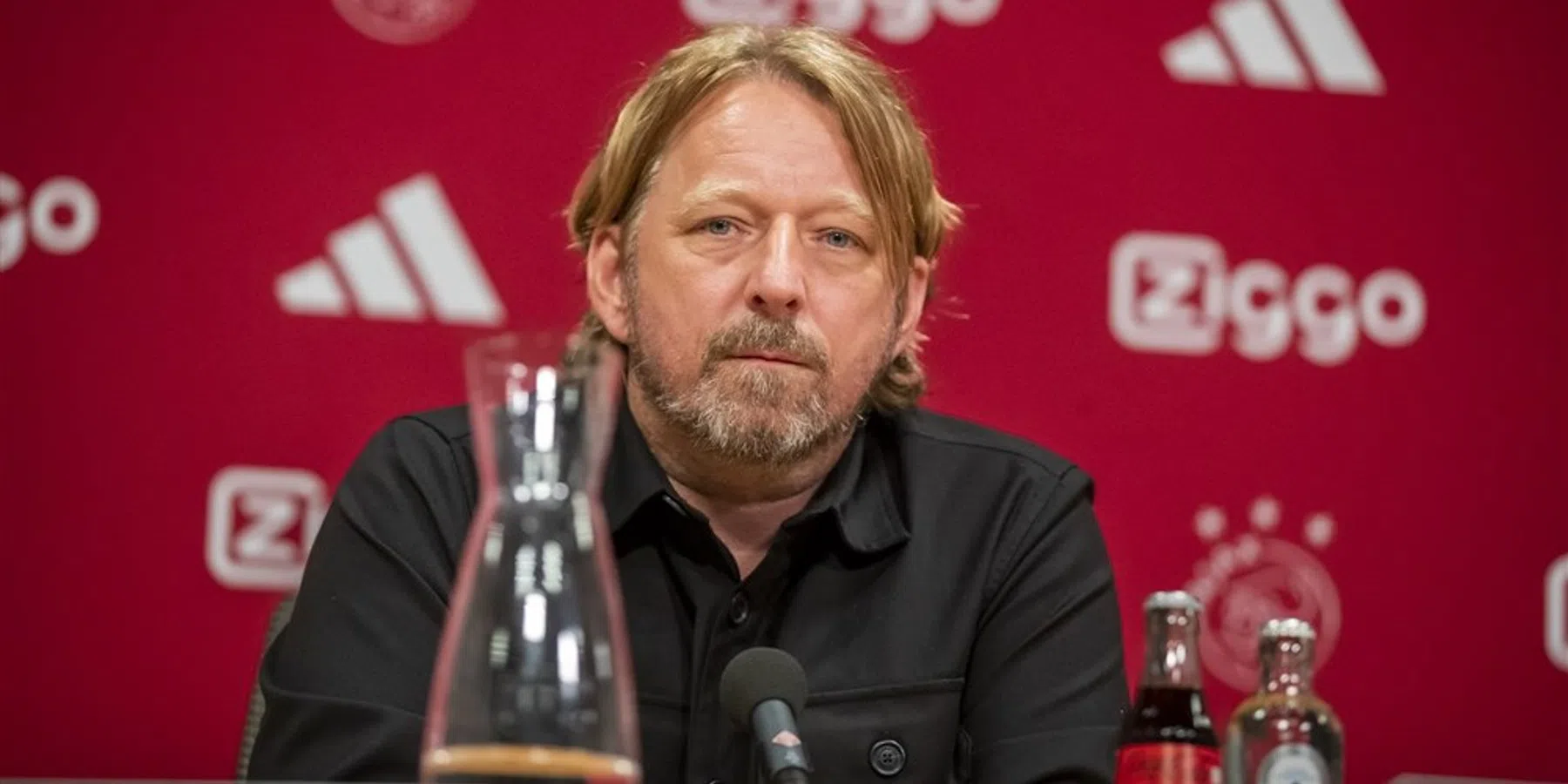 KNVB maakt makelaarskosten Ajax bekend