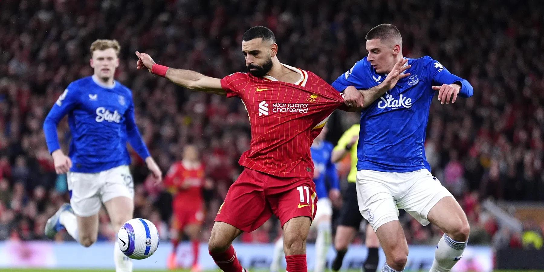 Jota matchwinner in Merseyside derby, Liverpool en Slot lopen weer uit
