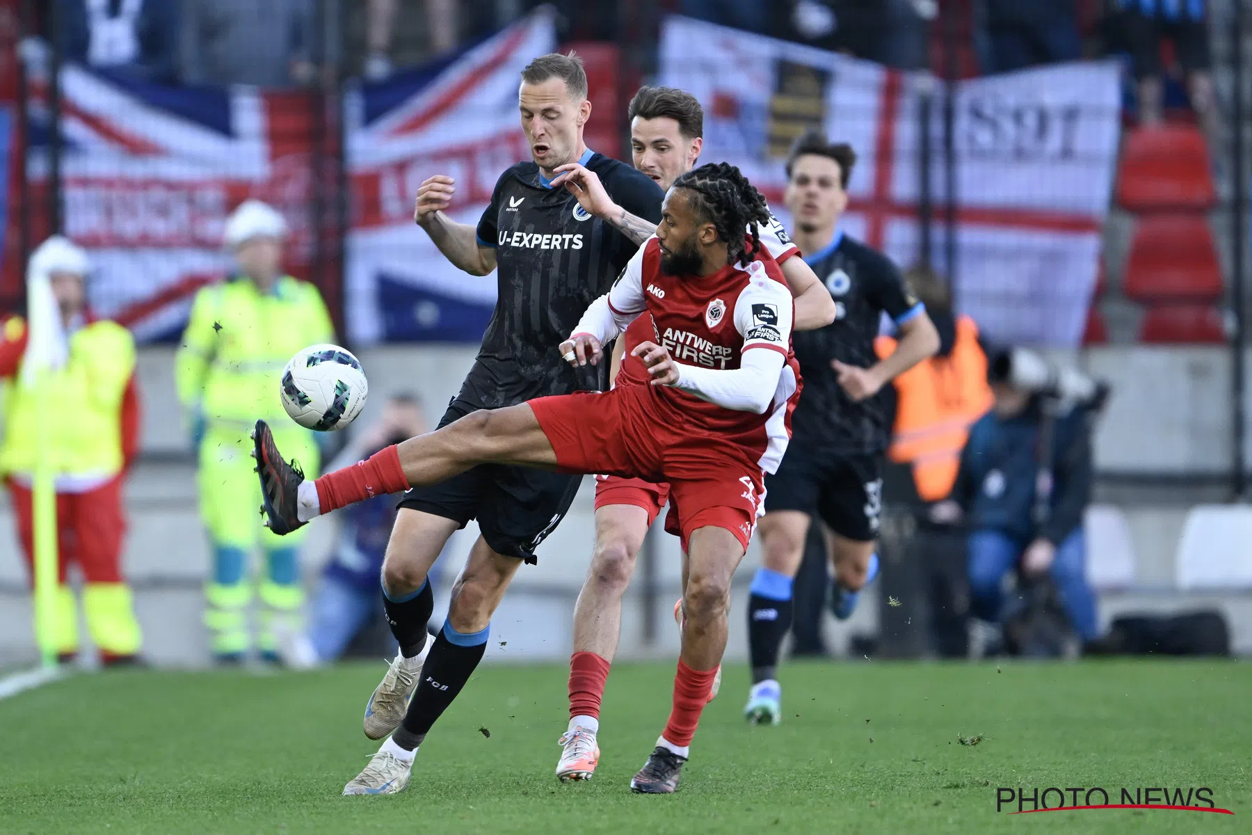 Gert Verheyen is streng voor Jairo Riedewald