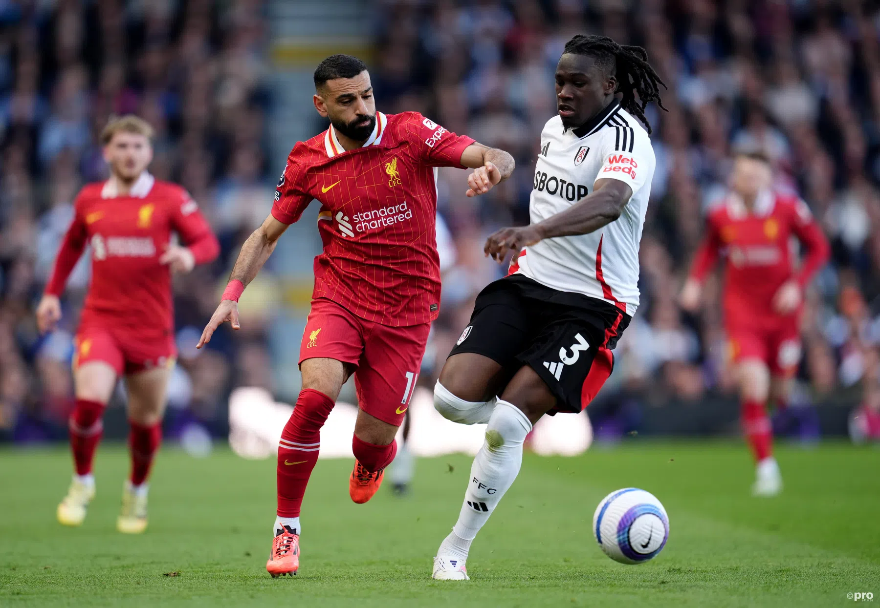 Liverpool onderuit in Londen na dramatisch kwartier