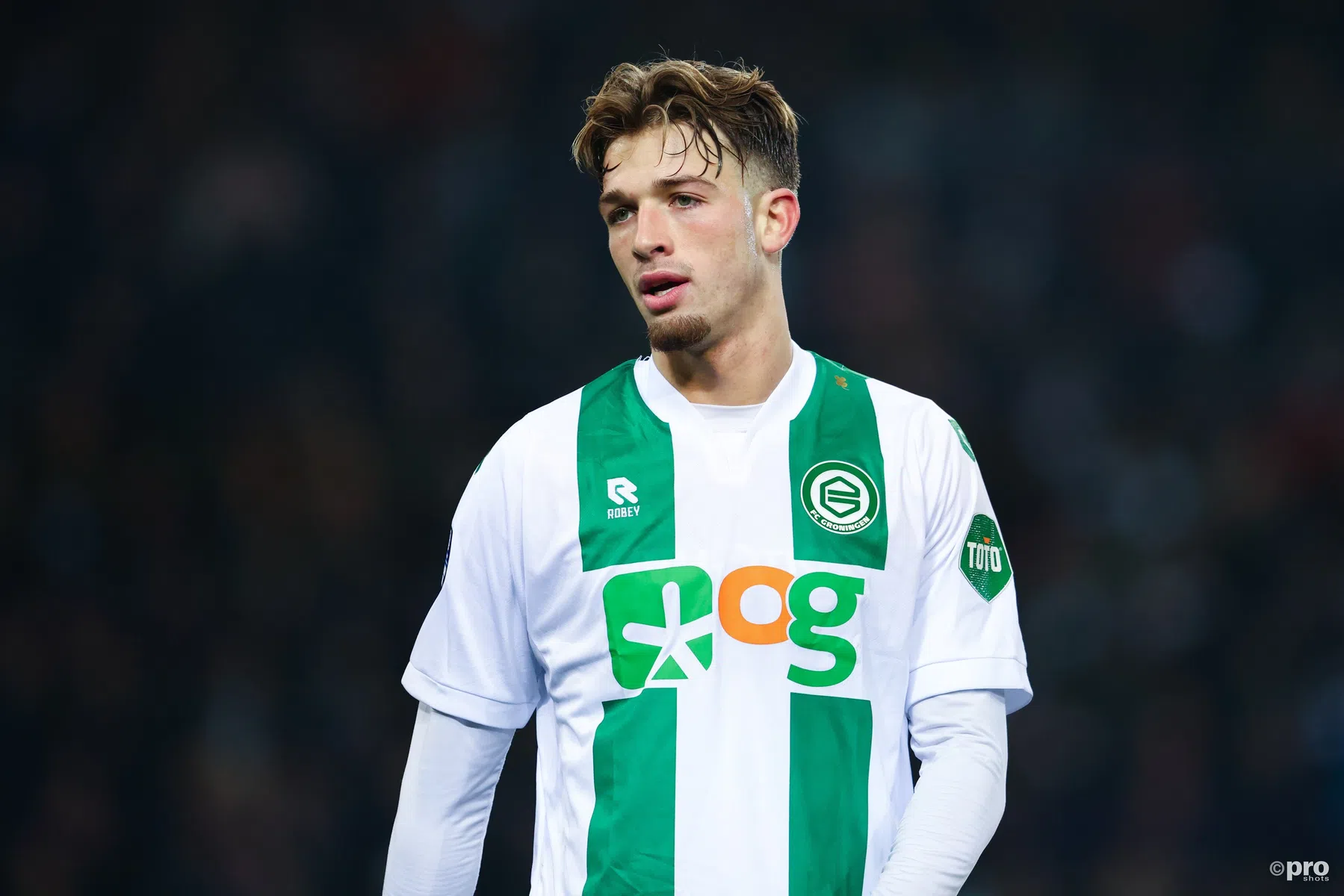 Valente wil naar topclub en doet Feyenoord-onthulling