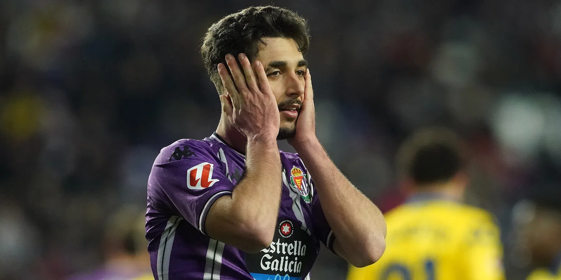 Real Valladolid keurt gedrag 'knokkende' teamgenoten af: 'Betreuren het'