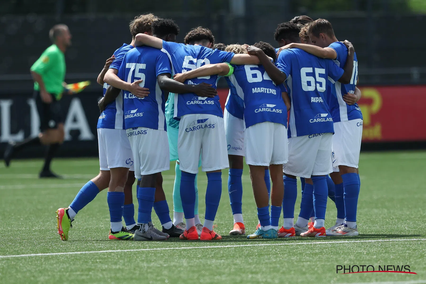 Linksachter Alpha Barry (17) verlengt bij KRC Genk