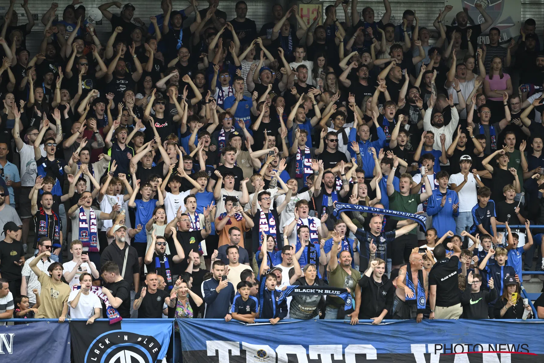 LIVE-Discussie: Dender – Standard