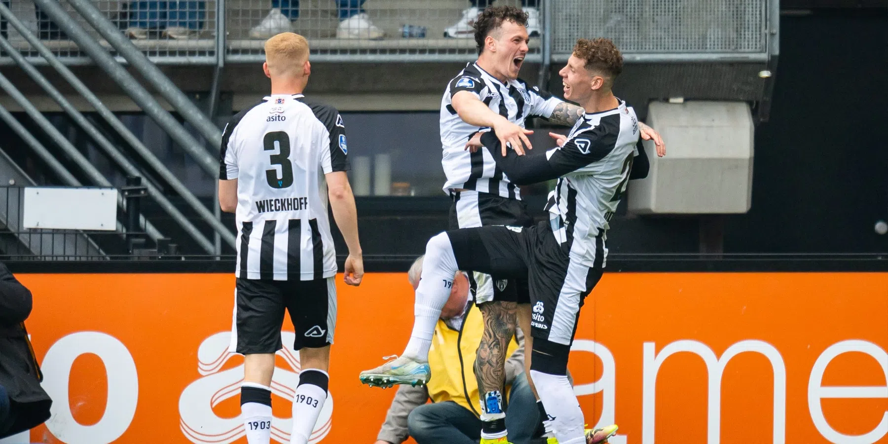 AZ verliest bij Heracles Almelo en wint wederom niet