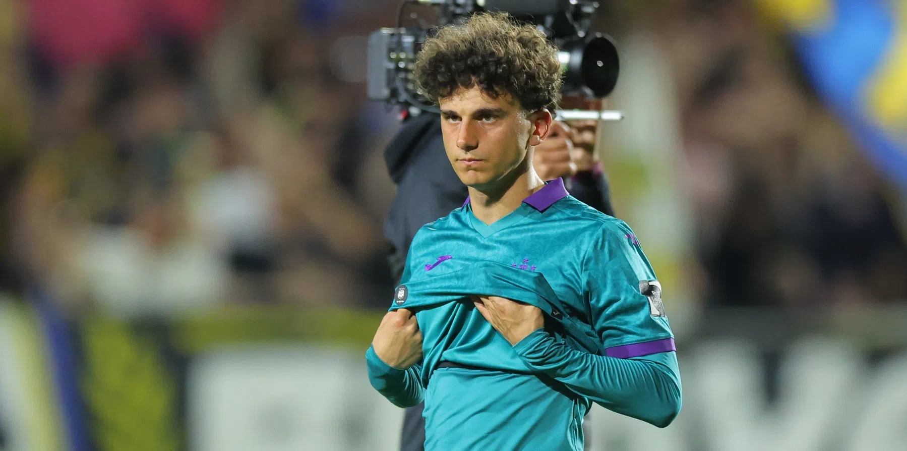 Toekomst van Leoni bij Anderlecht blijft onduidelijk