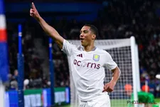 Nog één keer: Tielemans scoort aansluitingstreffer namens Aston Villa tegen PSG