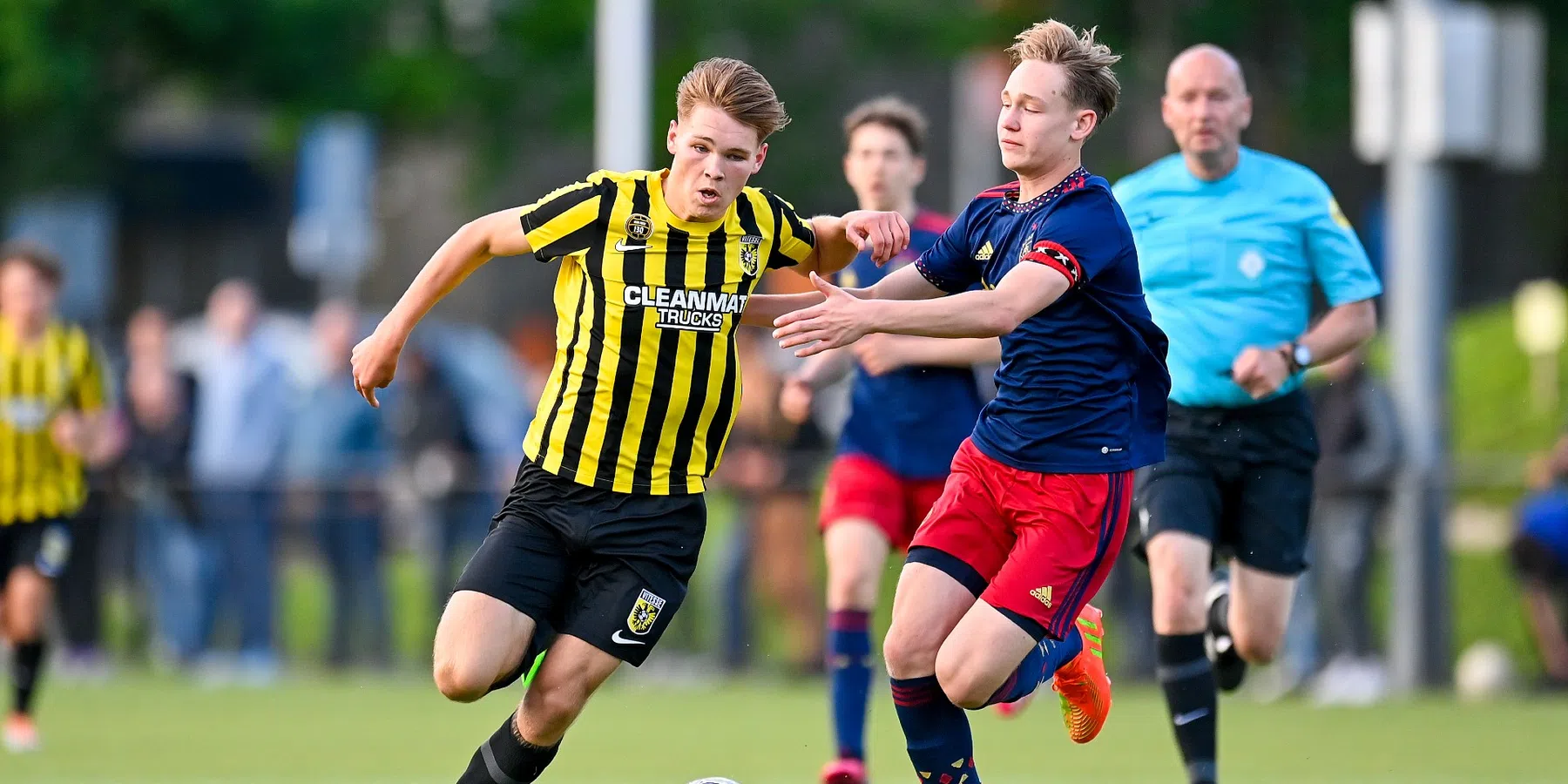 Mylo van der Lans verlengt contract bij Ajax