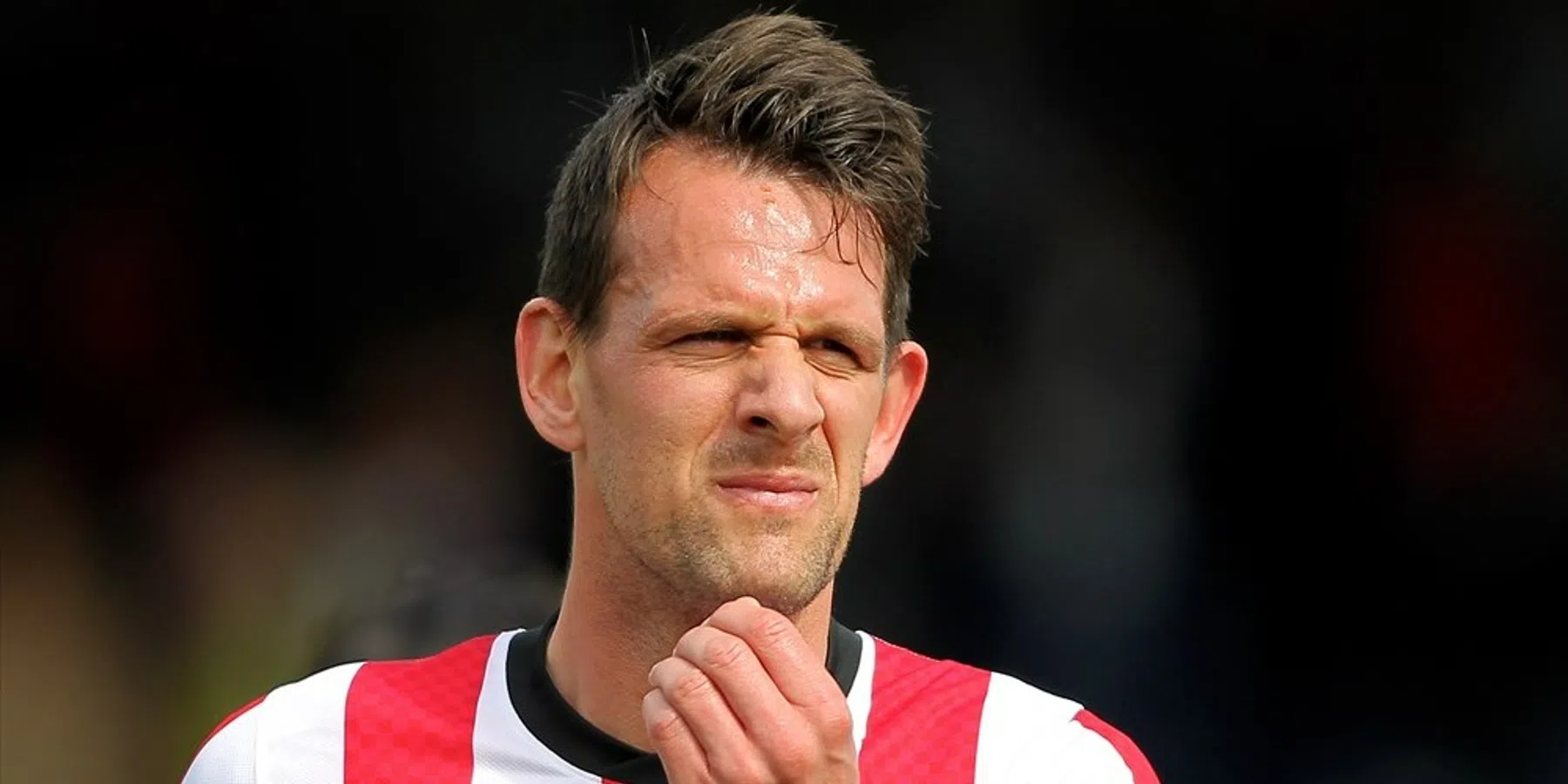 'PSV wil langer door met Vennegoor of Hesselink'