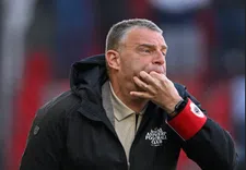 Thumbnail for article: Royal Antwerp FC of RSC Anderlecht diepst in miserie? “Hij straalt weinig uit” 