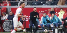 Thumbnail for article: Farioli verklaart keuze voor Berghuis: 'Dat is het moeilijkste aan trainer zijn'