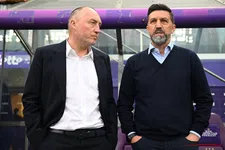 Thumbnail for article: Spandoek en gezangen tegen Anderlecht-voorzitter Vandenhaute: 'Wouter buiten!'
