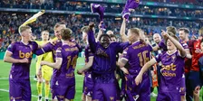 Zeer opvallend: Go Ahead-spelers weigeren met één AZ-speler de hand te schudden