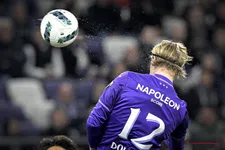 Waanzinnig: Dolberg scoort namens Anderlecht maar liefst vier keer tegen Gent