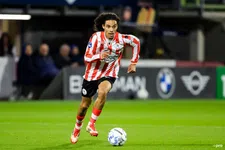 Thumbnail for article: 'Twente, Utrecht en buitenlandse clubs gaan strijd aan om jeugdexponent Feyenoord'