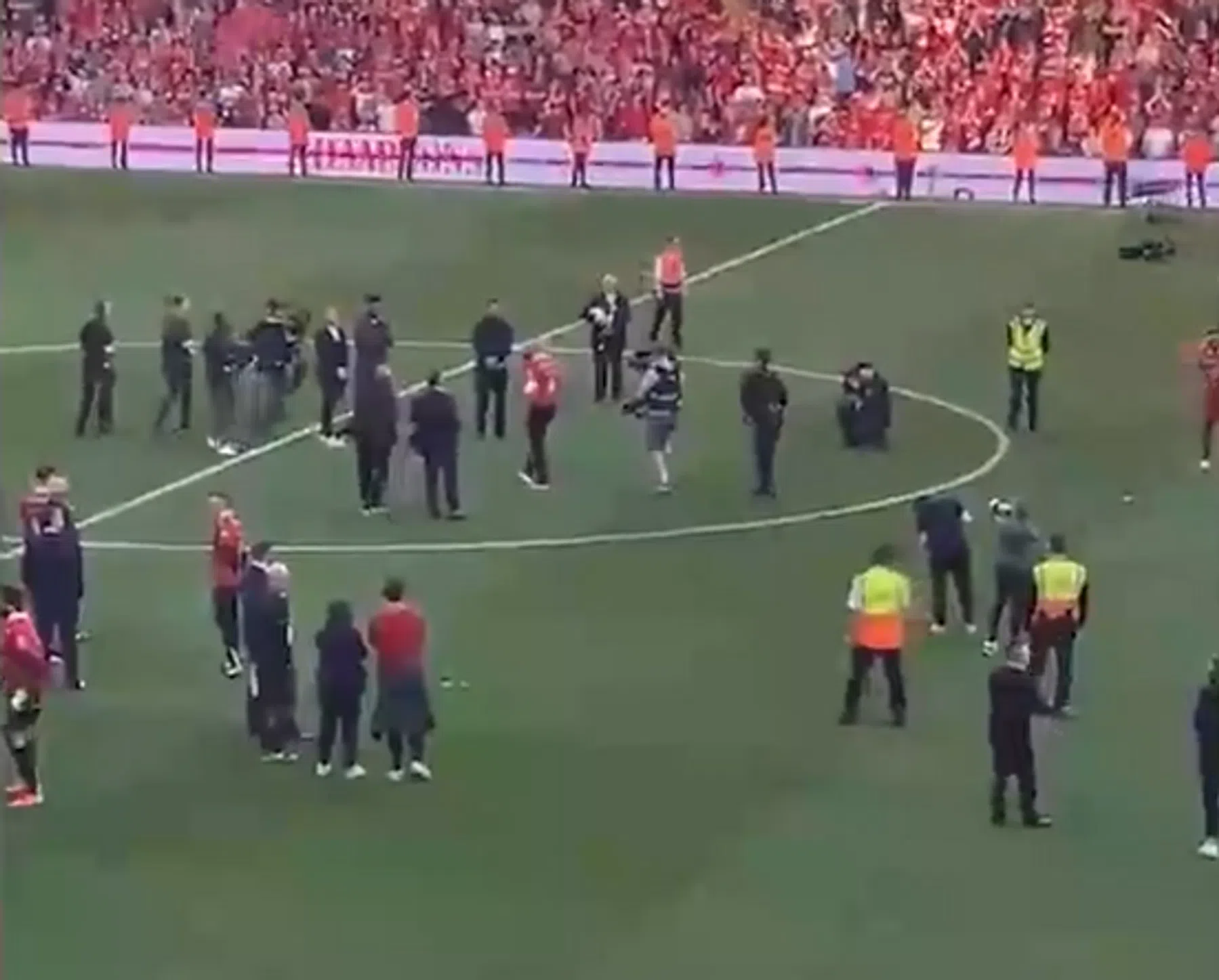 Arne Slot zingt Jürgen Klopp toe