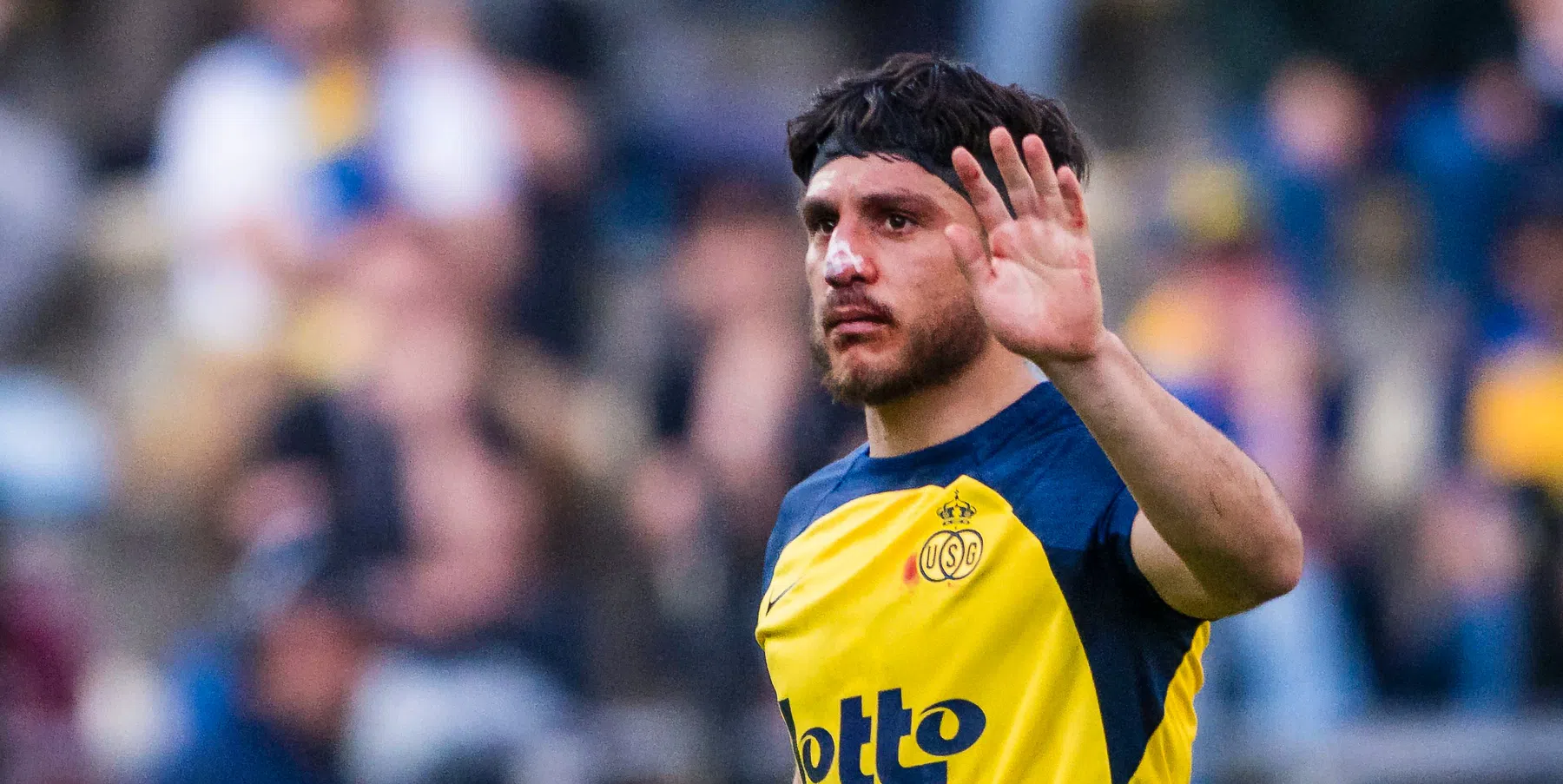 Pocognoli brandt kaarsje voor Mac Allister: "Hoe hij zich opoffert"