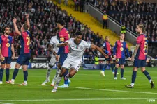 Thumbnail for article: Barça en Inter spelen gelijk in fantastische kraker met imponerende Dumfries
