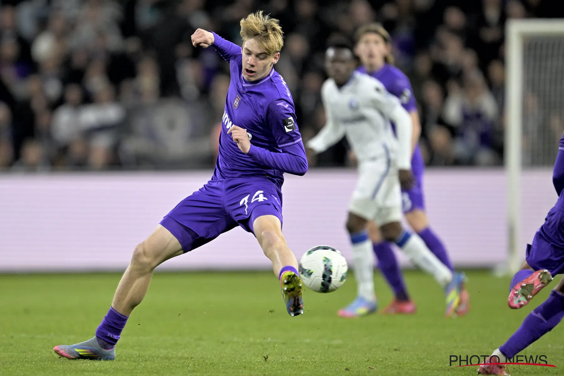 Anderlecht-talent De Cat (16) mogelijk voor het eerst in de basis tegen Antwerp