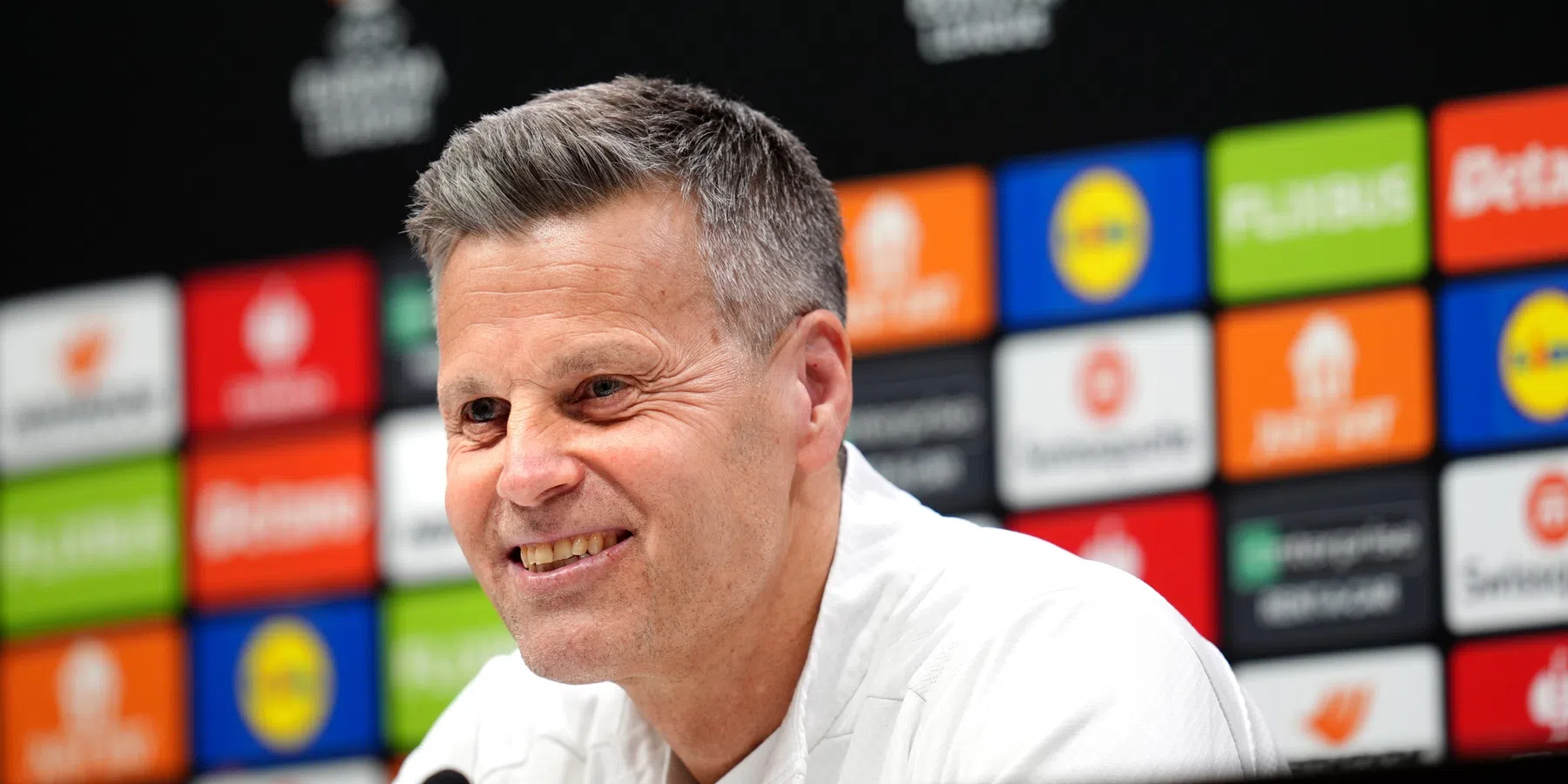 Aan Ajax gelinkte coach genoemd bij Leeds en Rangers