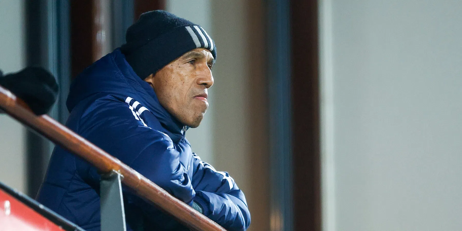 Simon Tahamata haalt hard uit naar Ajax