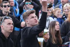 Thumbnail for article: Club-fans razend na beslissing van burgemeester: 'Schandalig! Pure competitievervalsing!' 