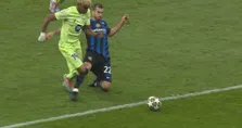 Thumbnail for article: Higler pakt meetlat erbij: penalty van Barcelona teruggedraaid op millimeters