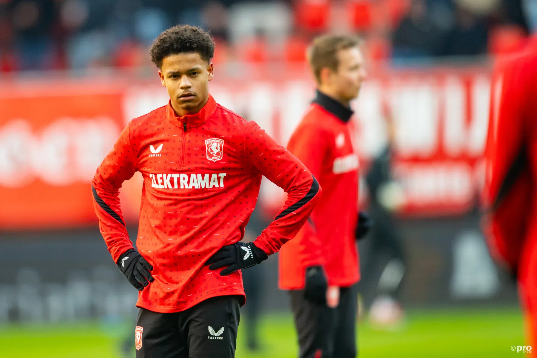 Aan Twente verhuurde Ajax-back verrast achter piano