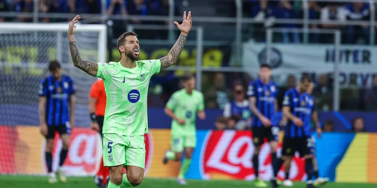 'Al Nassr vindt alternatief voor Hancko en haalt Barça-verdediger'