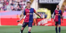 Thumbnail for article: De Jong haalt uit naar veelbesproken scheidsrechter: 'Moet niet te veel zeggen...'