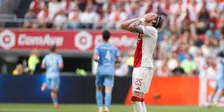 Thumbnail for article: Erbarmelijk Ajax is het helemaal kwijt en ziet PSV tot op één punt naderen