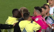 Ajax is frustraties niet de baas, flink opstootje met Vaessen: 'Wordt lelijk nu'