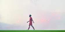 Thumbnail for article: Fortuna-fans zorgen met opvallende actie voor korte staking in duel met Almere