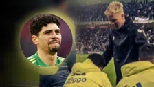 Ballenjongen FC Groningen haalt na afloop zijn gram bij Ajax-keeper Matheus